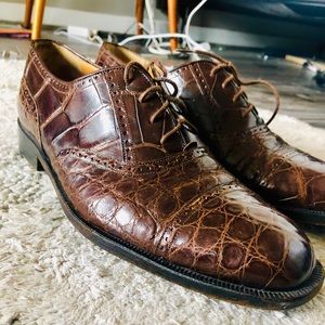 Beautiful Hand Made Fa Cri Alligator Shoes
